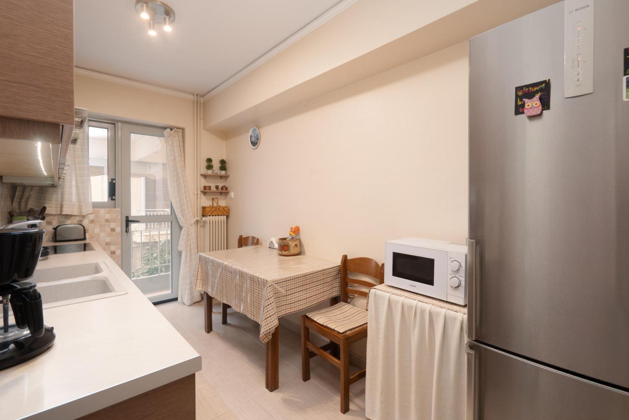 Thissio Family Apartment 아테네 외부 사진