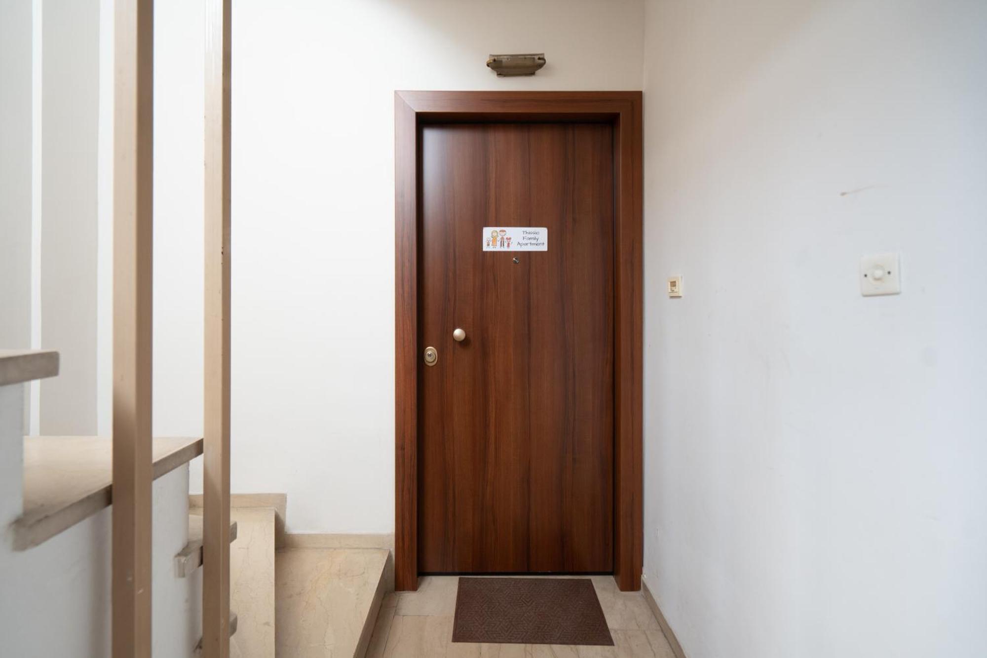Thissio Family Apartment 아테네 외부 사진